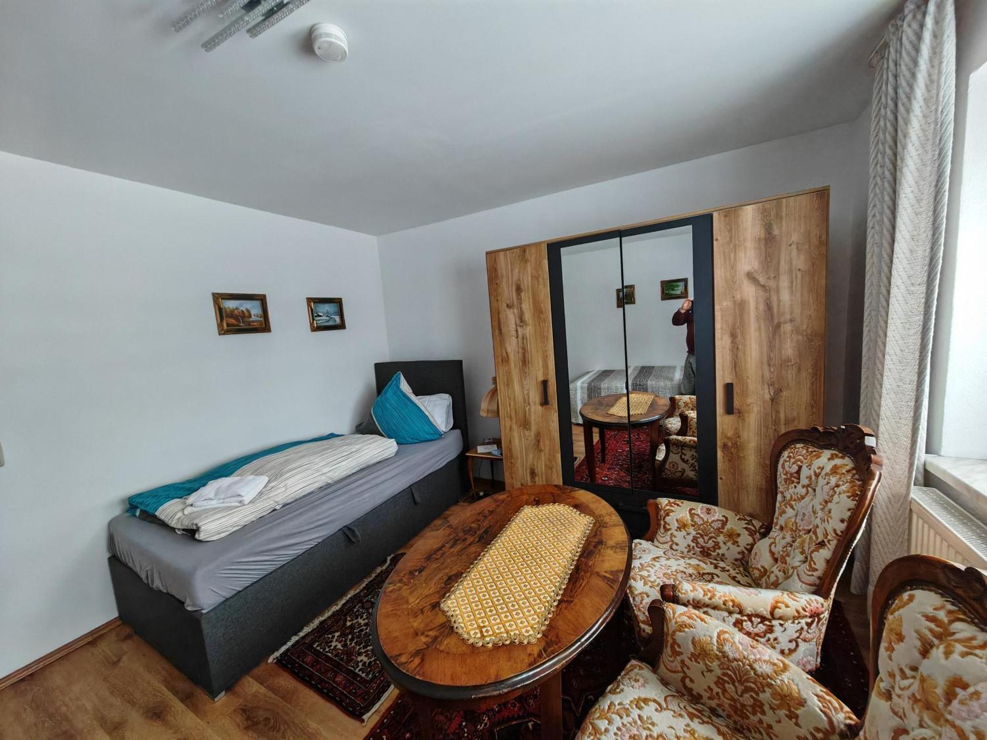 Apartment E1 - Gut Ausgestattete 3-Zimmerwohnung 68 Qm Fuer 1-5 Personen 2Xzz 1Xsc Grafenwohr Luaran gambar
