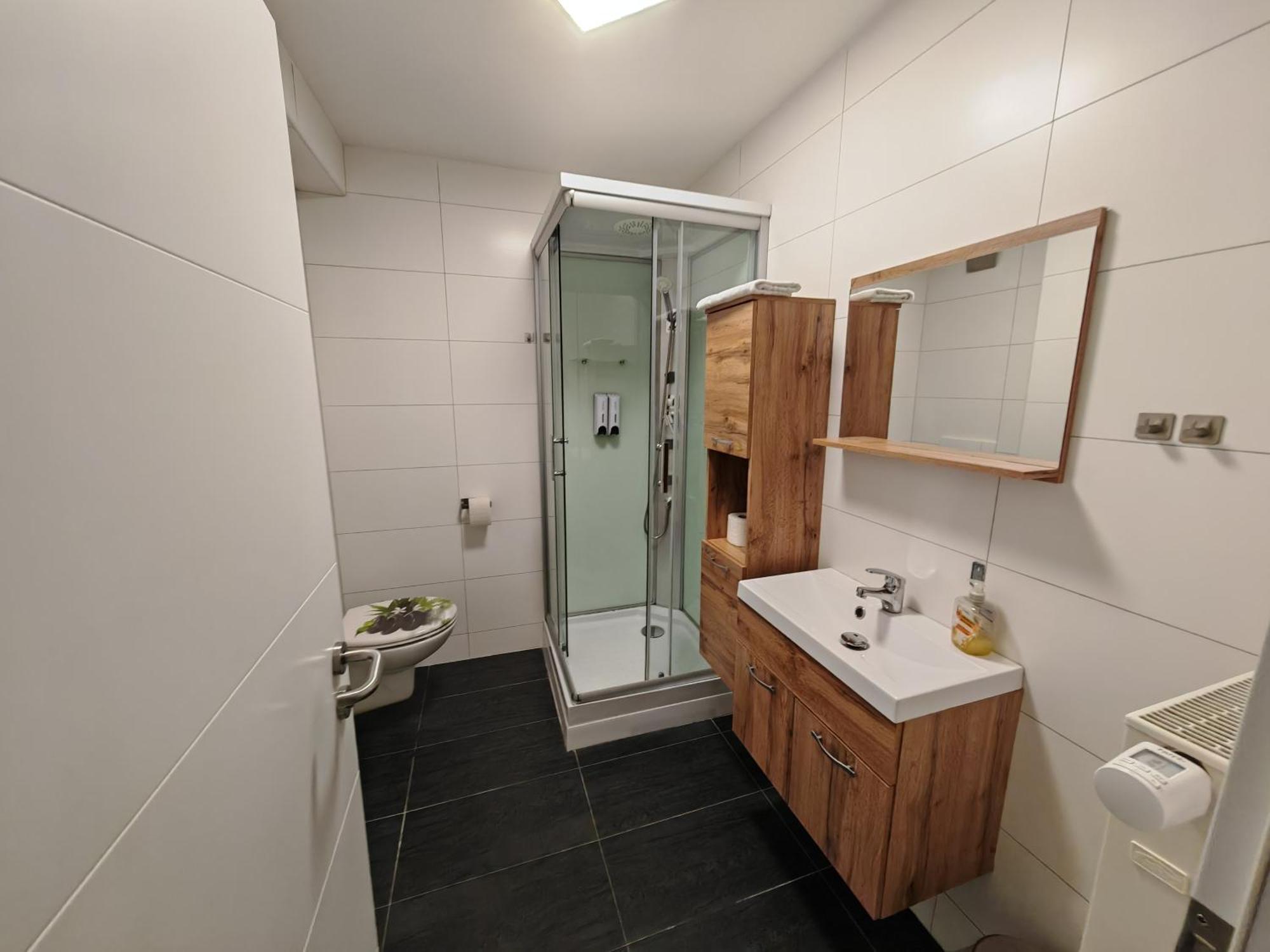 Apartment E1 - Gut Ausgestattete 3-Zimmerwohnung 68 Qm Fuer 1-5 Personen 2Xzz 1Xsc Grafenwohr Luaran gambar